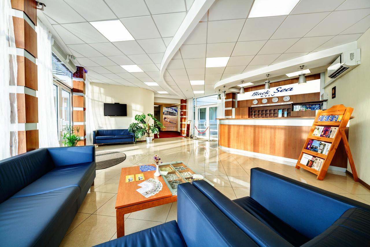 Black Sea Hotel Kiev Extérieur photo