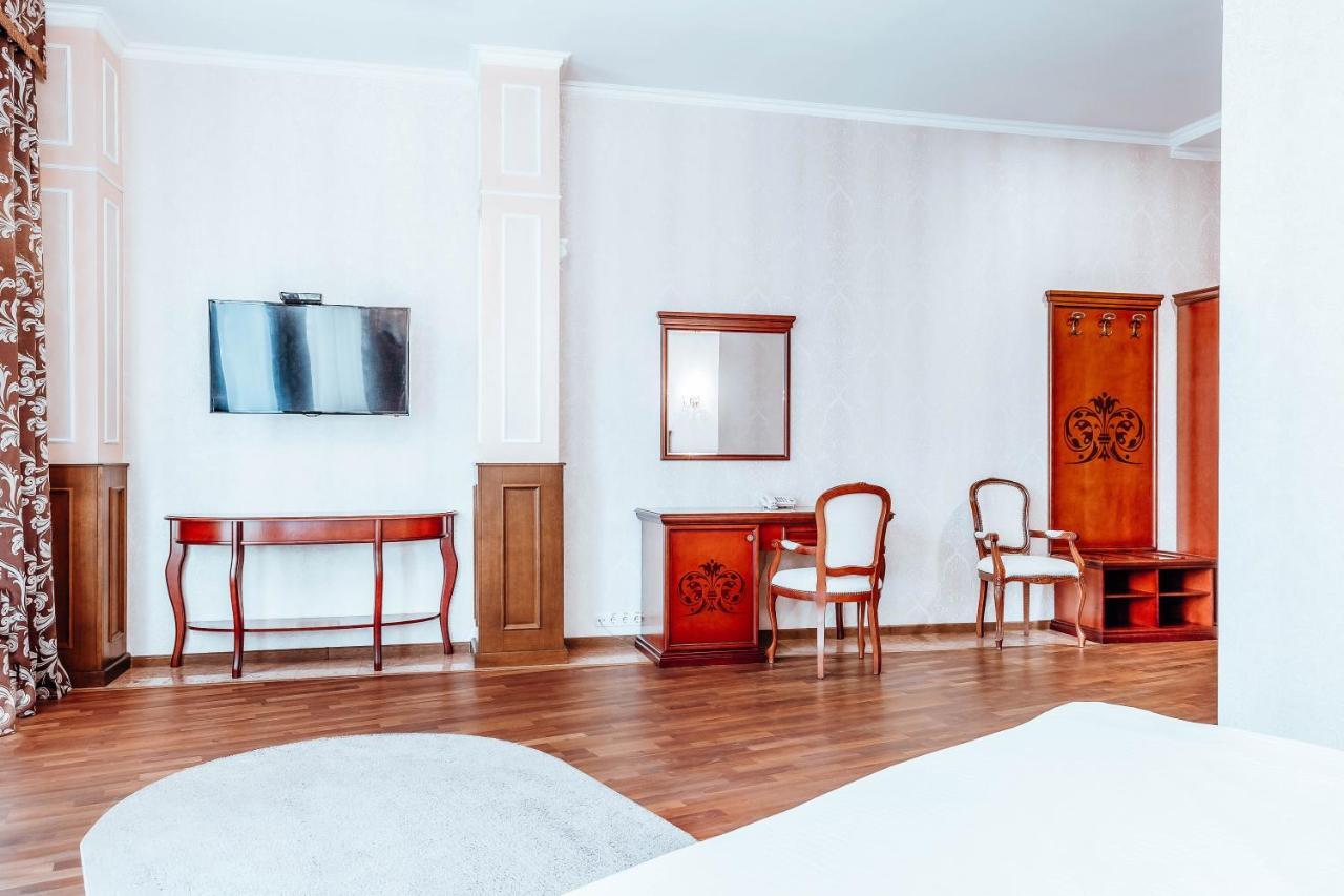 Black Sea Hotel Kiev Extérieur photo